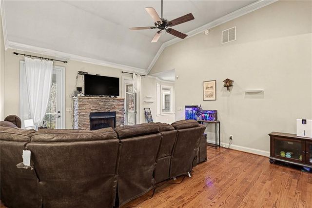 9369 Kraft Drive, Winston, GA 30187