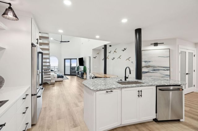 9002 Palmetto Boulevard 516, Isle Of Palms, SC 29451