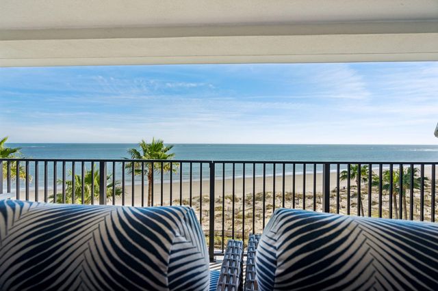 9002 Palmetto Boulevard 516, Isle Of Palms, SC 29451