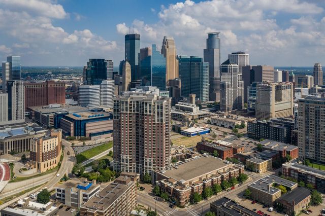 500 E Grant Street 708, Minneapolis, MN 55404