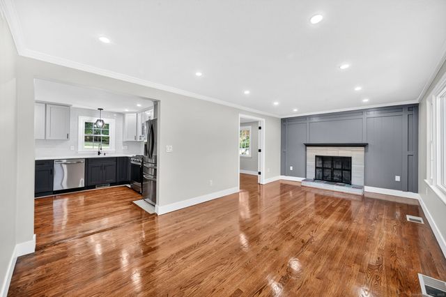 411 Slater Street, South Windsor, CT 06074