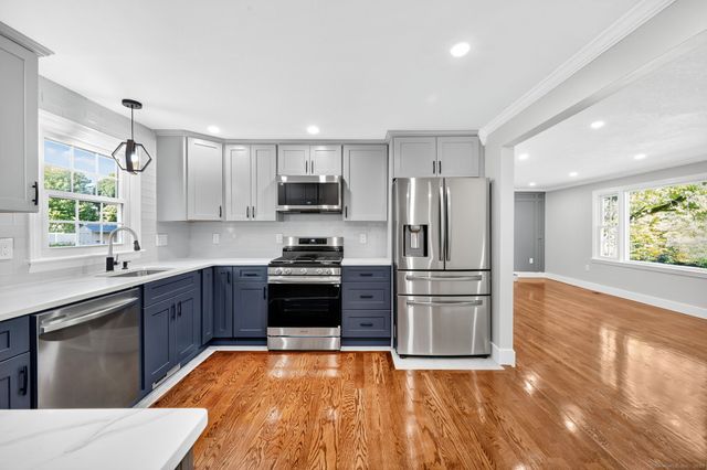 411 Slater Street, South Windsor, CT 06074