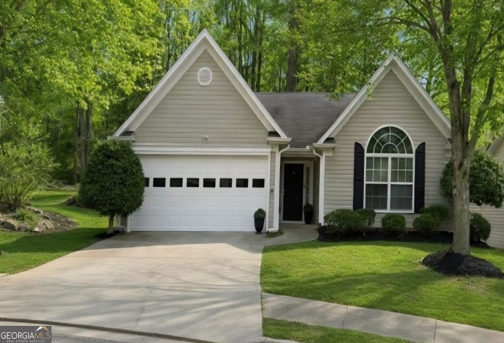 11 Winter Lane, Newnan, GA 30265