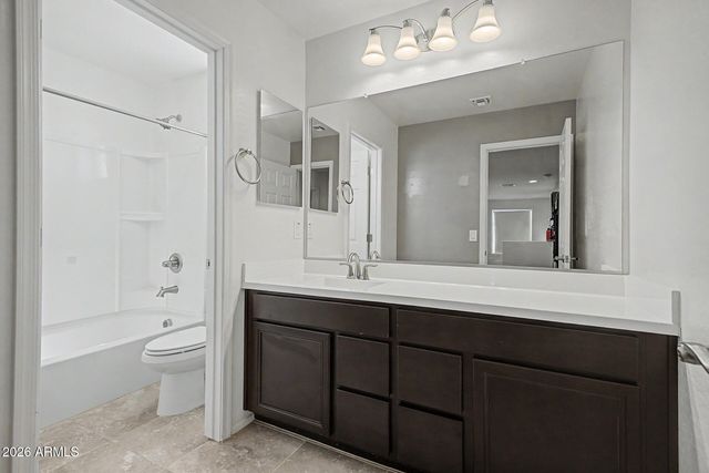 160 N 56TH Place, Mesa, AZ 85205