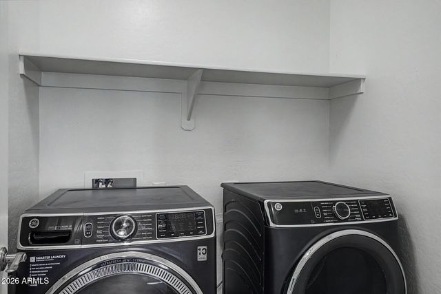 160 N 56TH Place, Mesa, AZ 85205