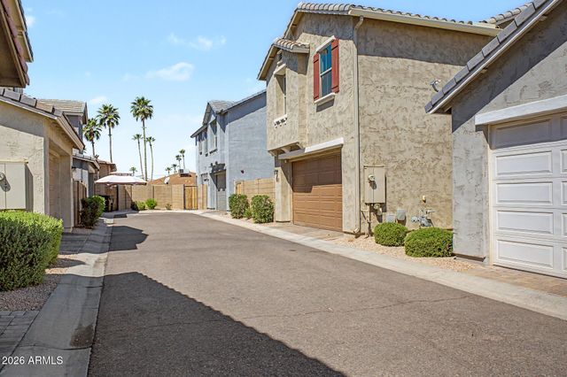 160 N 56TH Place, Mesa, AZ 85205