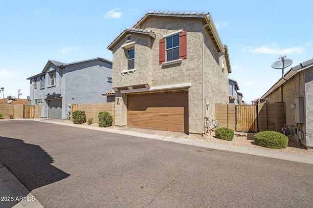 160 N 56TH Place, Mesa, AZ 85205