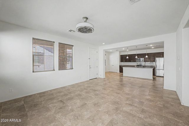 160 N 56TH Place, Mesa, AZ 85205