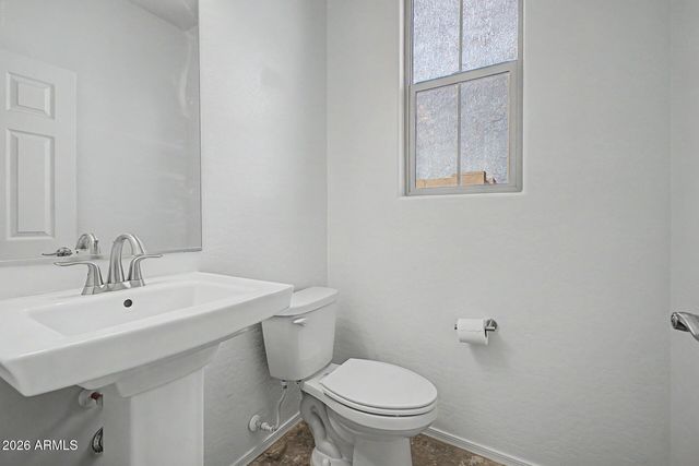 160 N 56TH Place, Mesa, AZ 85205