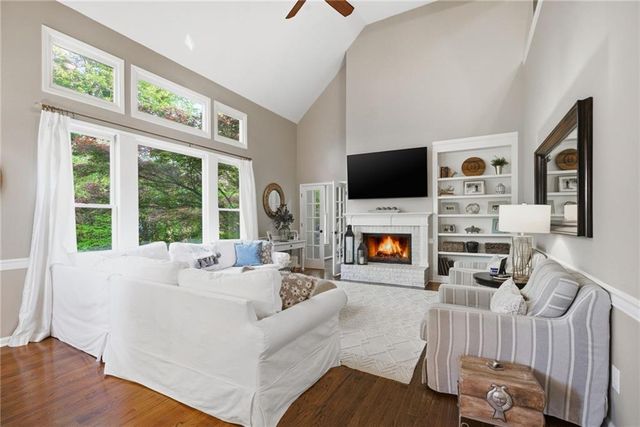 540 White Ridge Trace, Lawrenceville, GA 30043