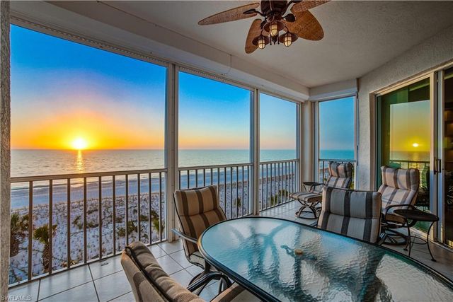 267 Barefoot Beach BLVD 305, Bonita Springs, FL 34134