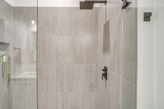 1406 Dorado Drive, Granbury, TX 76048