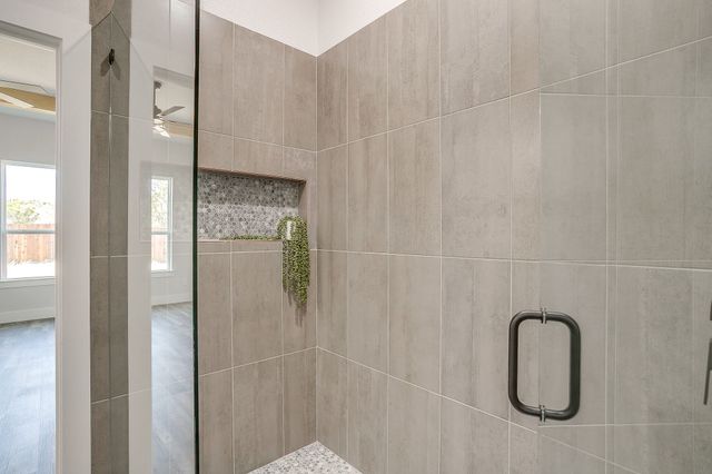 1406 Dorado Drive, Granbury, TX 76048