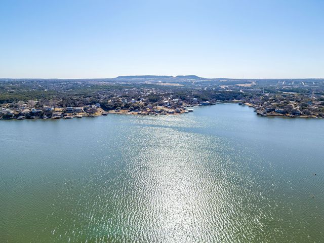 1406 Dorado Drive, Granbury, TX 76048