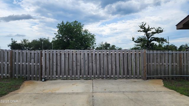 2341 Bayview, Panama City, FL 32405