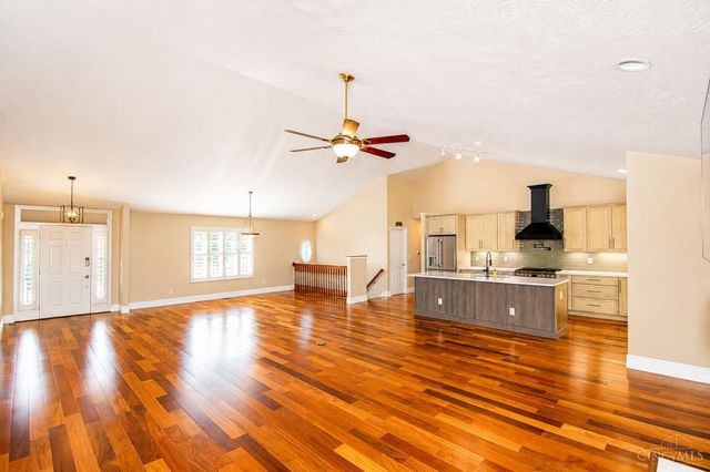 8 Belmont Lane, Monroe, OH 45050