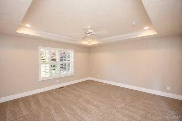 8 Belmont Lane, Monroe, OH 45050