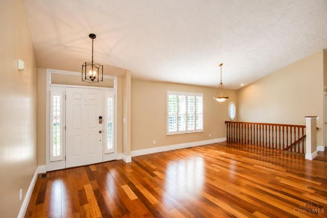 8 Belmont Lane, Monroe, OH 45050