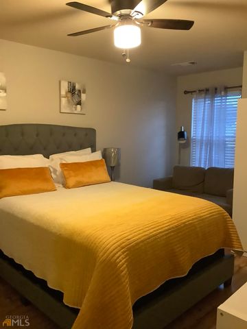 1519 Creek Bend Lane, Lawrenceville, GA 30043