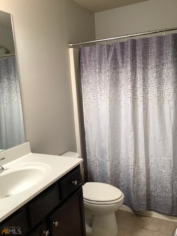 1519 Creek Bend Lane, Lawrenceville, GA 30043