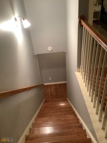 1519 Creek Bend Lane, Lawrenceville, GA 30043