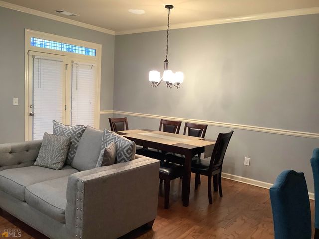 1519 Creek Bend Lane, Lawrenceville, GA 30043