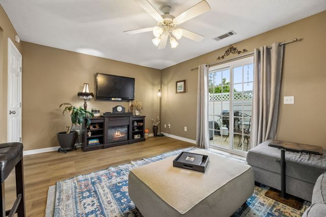 1721 Red Jacket Dr, Antioch, TN 37013