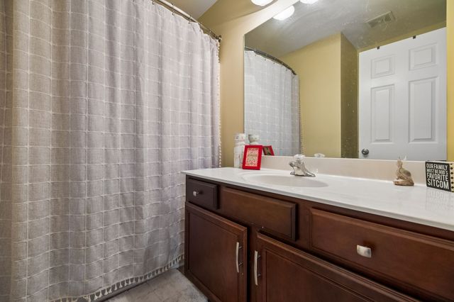 1721 Red Jacket Dr, Antioch, TN 37013