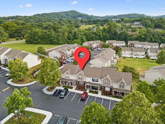 1721 Red Jacket Dr, Antioch, TN 37013
