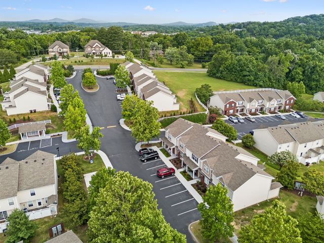 1721 Red Jacket Dr, Antioch, TN 37013