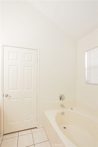 7800 Buckeye Street, Highland, CA 92346