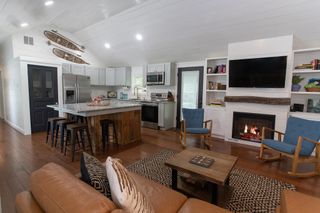 3 Old Town Road, Winhall, VT 05340