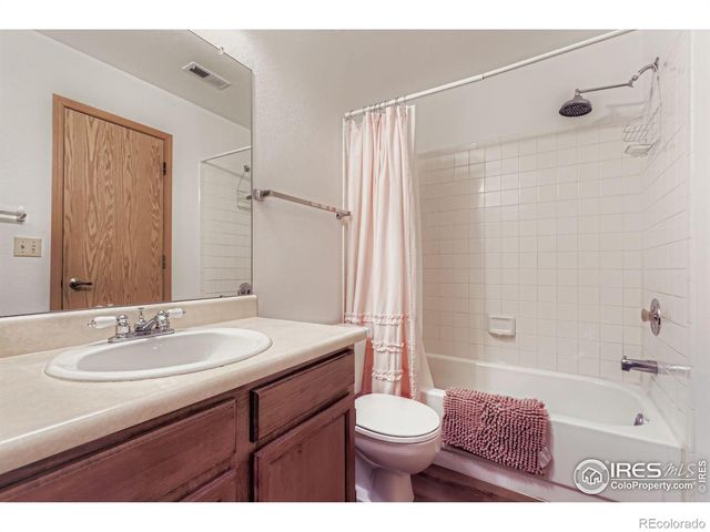 8430 Everett Way E, Arvada, CO 80005