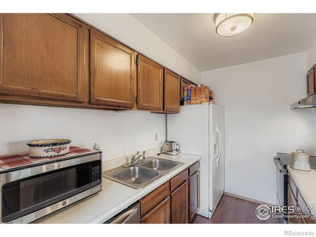 8430 Everett Way E, Arvada, CO 80005