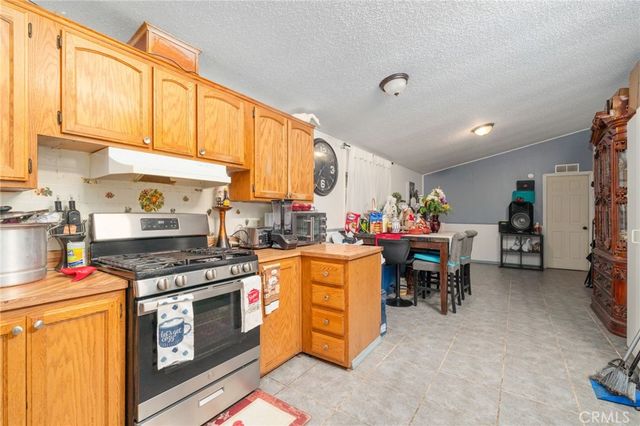 136 San Luis, Perris, CA 92571
