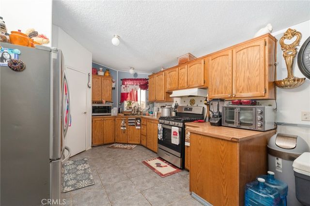 136 San Luis, Perris, CA 92571