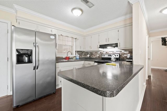 1000 Temple St., Conway, SC 29527