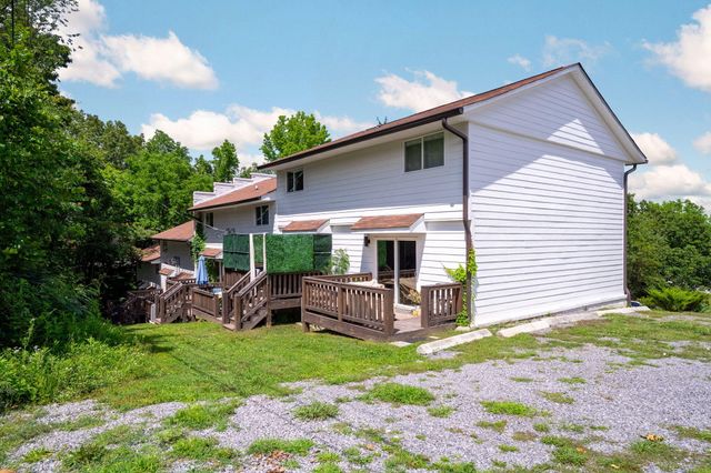 400 Gallery Lane D3 & D5, Hixson, TN 37343