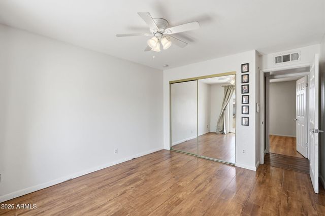 1239 W ELNA RAE Street, Tempe, AZ 85281
