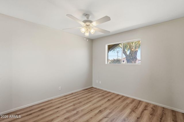 1239 W ELNA RAE Street, Tempe, AZ 85281