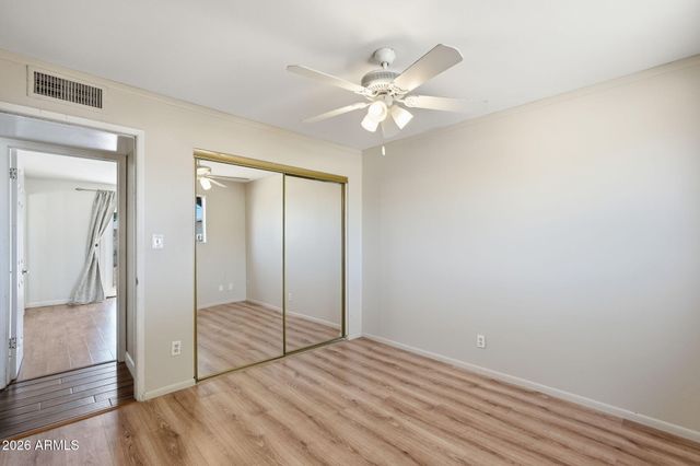 1239 W ELNA RAE Street, Tempe, AZ 85281