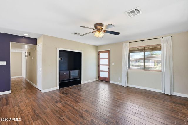 1239 W ELNA RAE Street, Tempe, AZ 85281