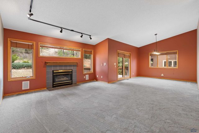 1212 MOUNTAIN SPRINGS RD, Rapid City, SD 57702