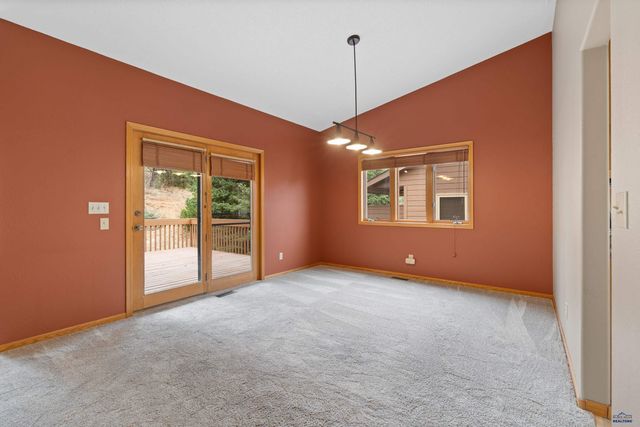 1212 MOUNTAIN SPRINGS RD, Rapid City, SD 57702