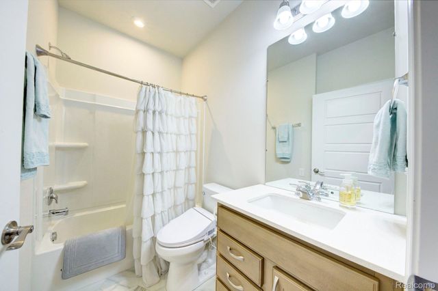 50233 Thatcher Street, Canton Charter Township, MI 48188