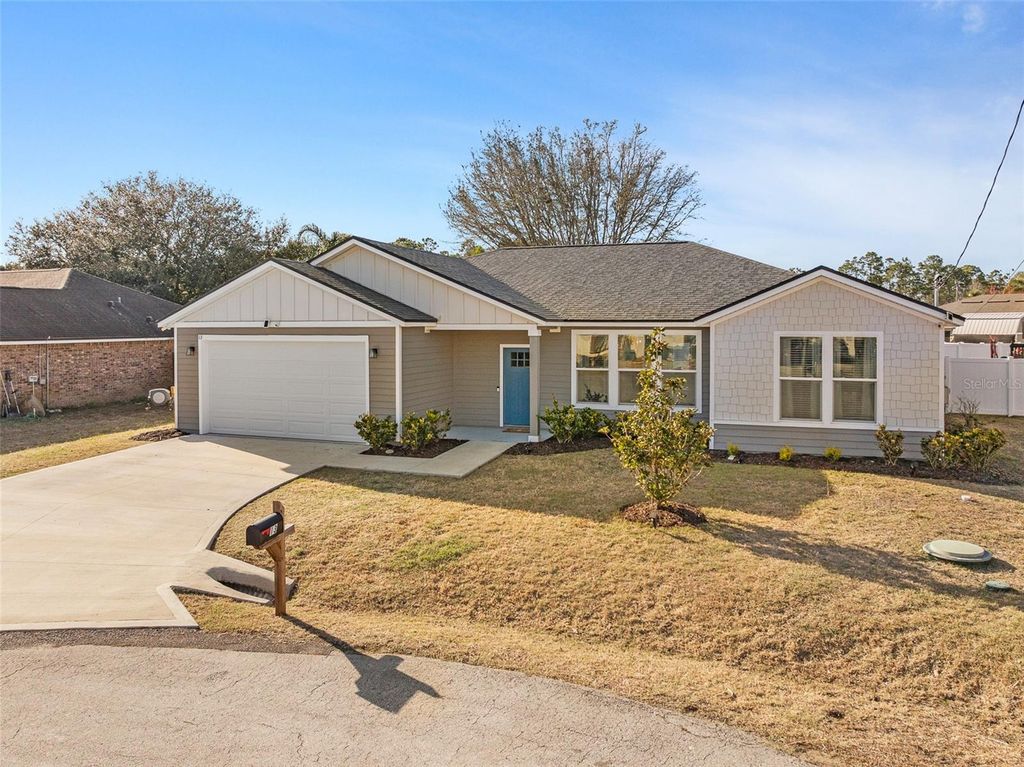 13 LEMAY PLACE, Palm Coast, FL 32137