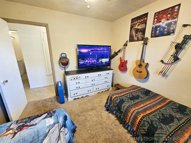8663 W Rocky Top Road, Fort Gibson, OK 74434