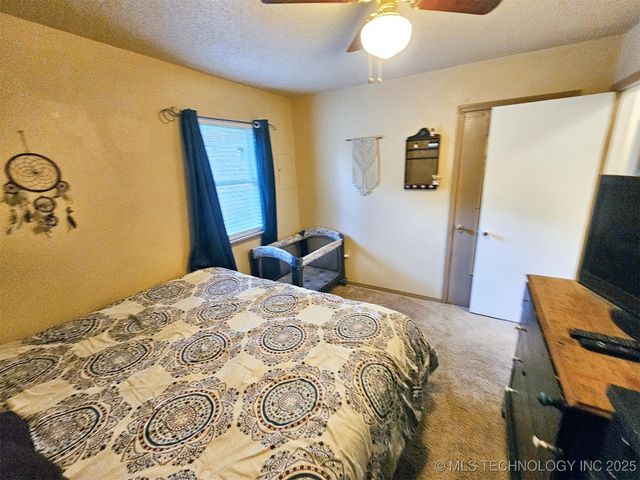 8663 W Rocky Top Road, Fort Gibson, OK 74434