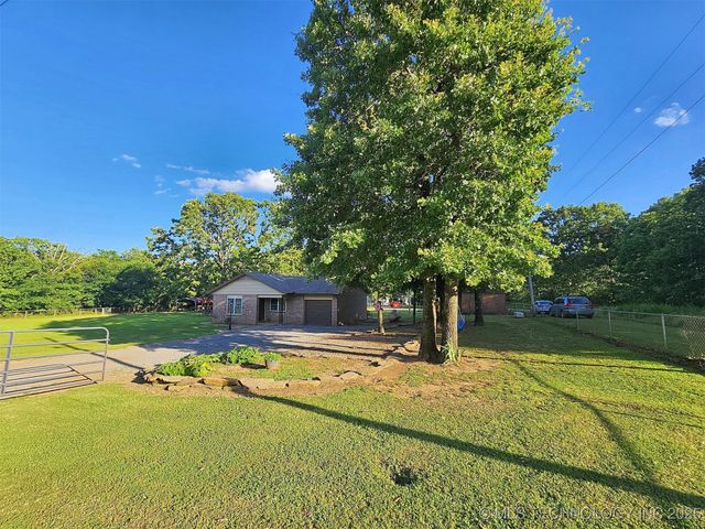 8663 W Rocky Top Road, Fort Gibson, OK 74434