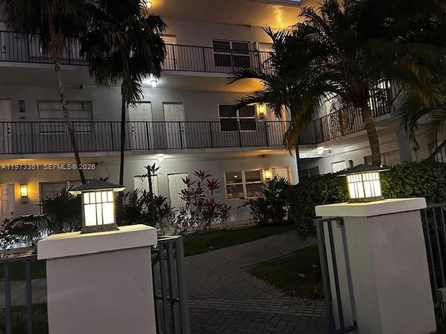 2200 S Ocean Drive N102, Hollywood, FL 33019
